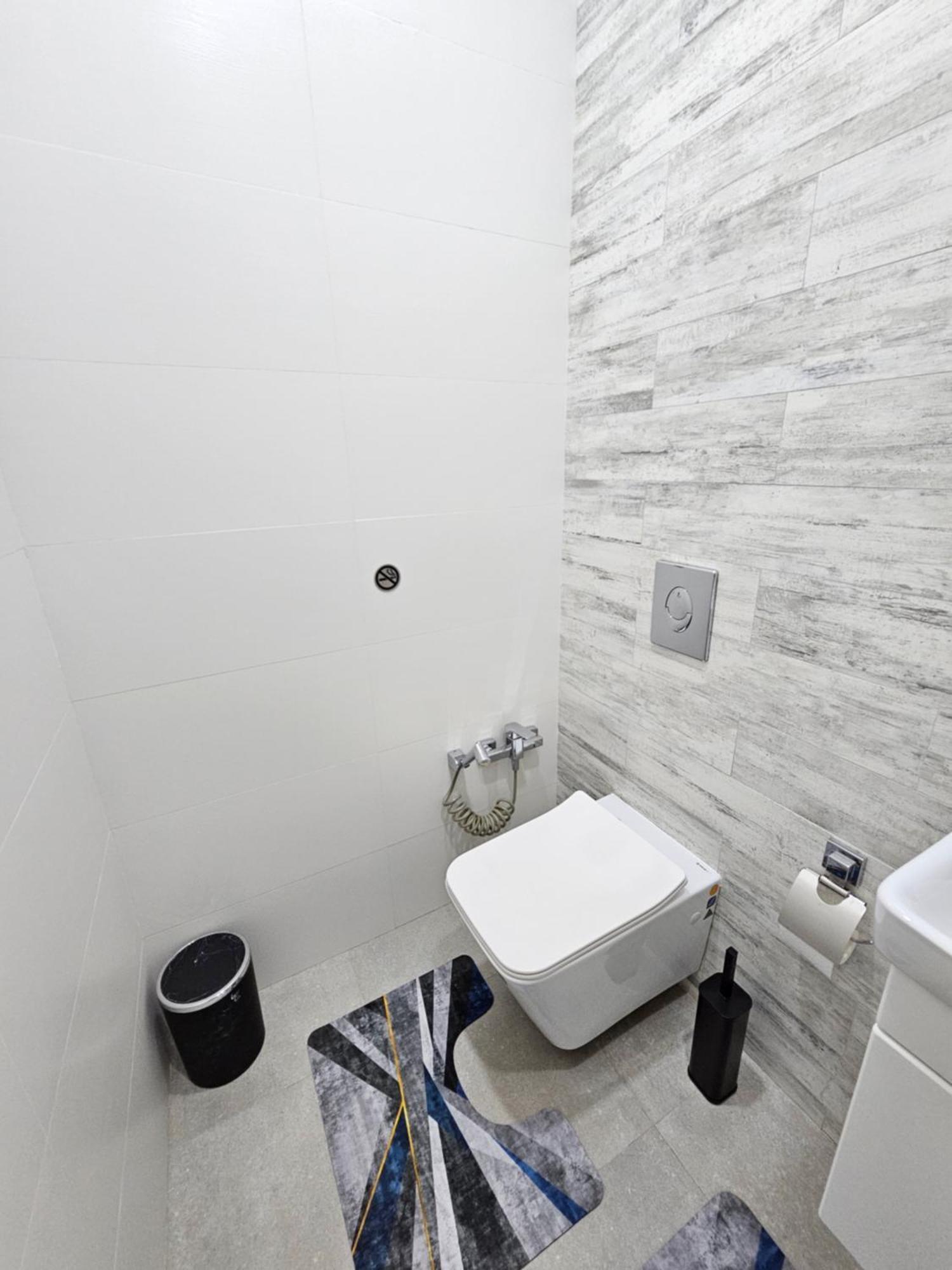 3 Room Gagarin Park Residential Complex Near Mega Shopping Mall Αλμάτι Εξωτερικό φωτογραφία