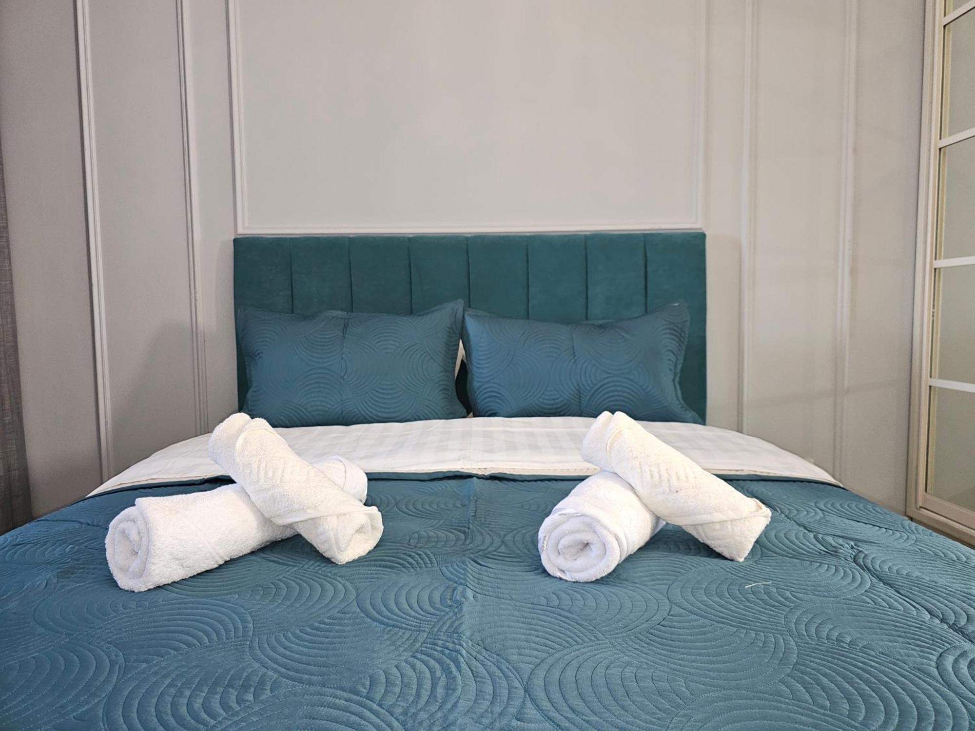 3 Room Gagarin Park Residential Complex Near Mega Shopping Mall Αλμάτι Εξωτερικό φωτογραφία